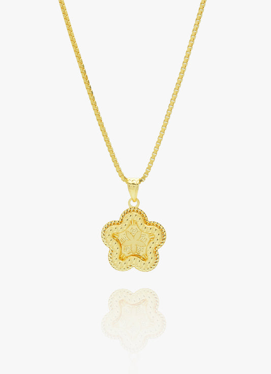 916 Gold shiny Petal Flower Pendant